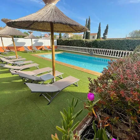 ホテル Athena アグド