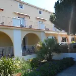 Athena 2* Agde