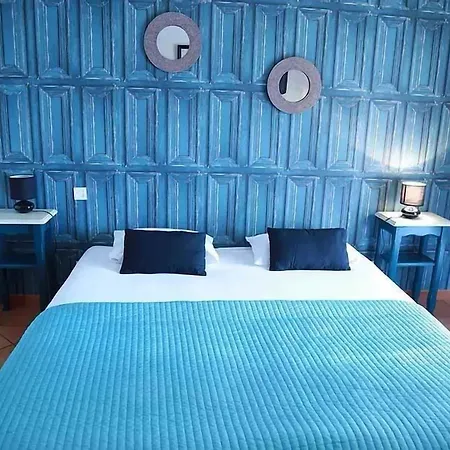Athena Hotel 2*