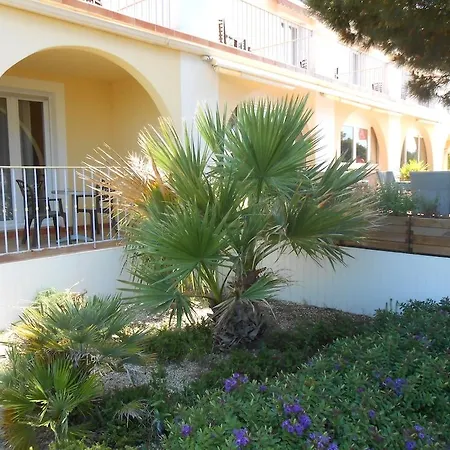 Отель Athena Агд