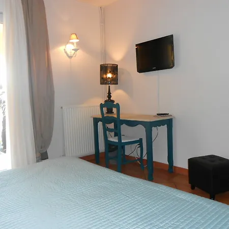 Hotel Athéna Agde&cap D'agde 2*